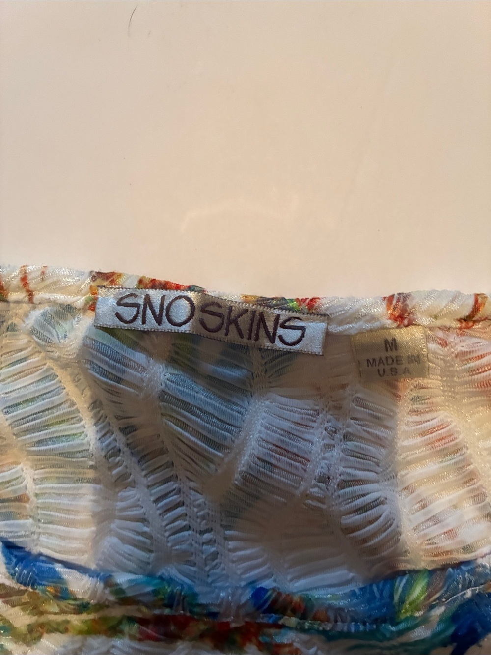 Snoskins Colorful Top Size M Abstract Pattern - Picture 2 of 7